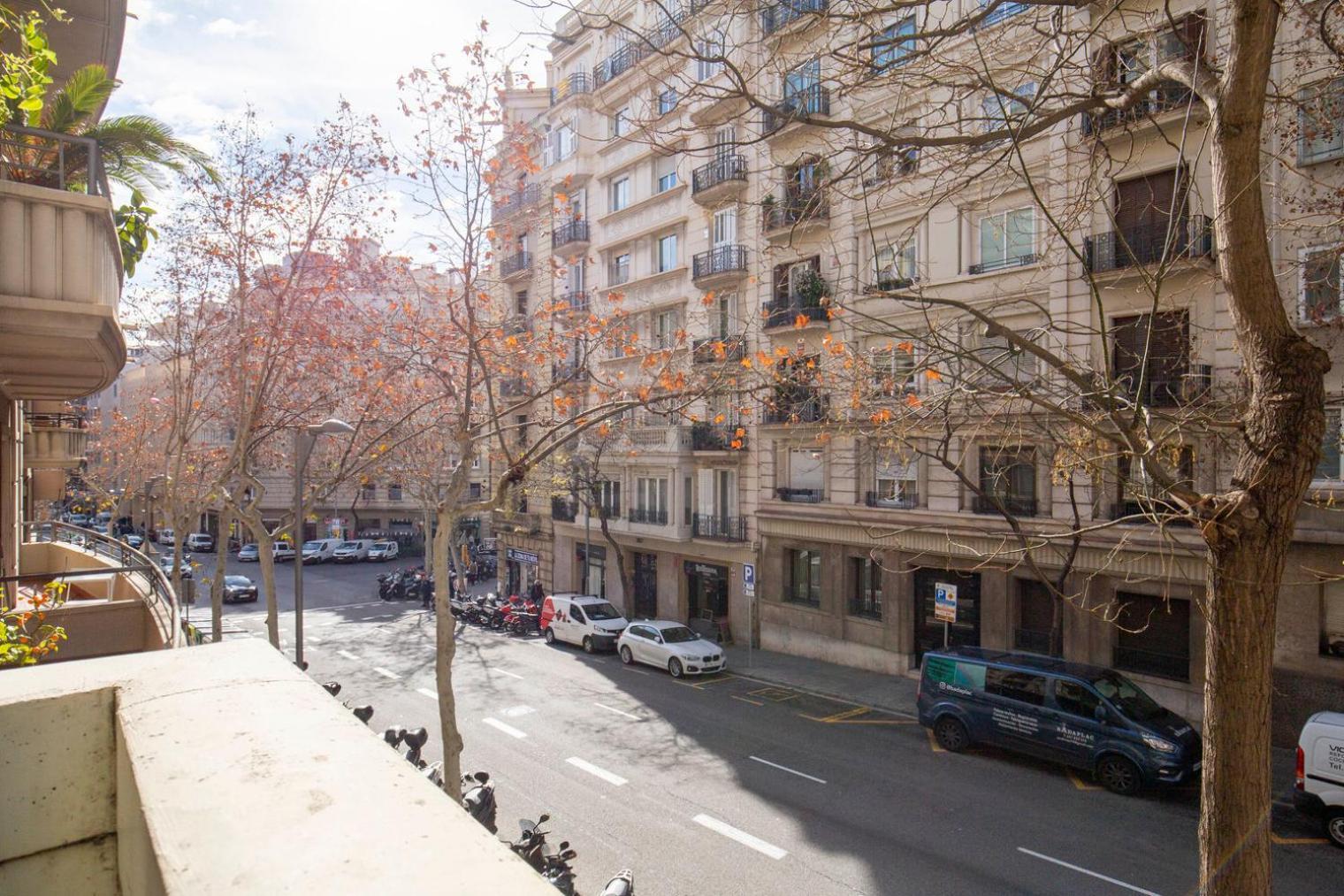 Blueground Galvany Doorman Ac Near Park Bcn-178 Barcelona